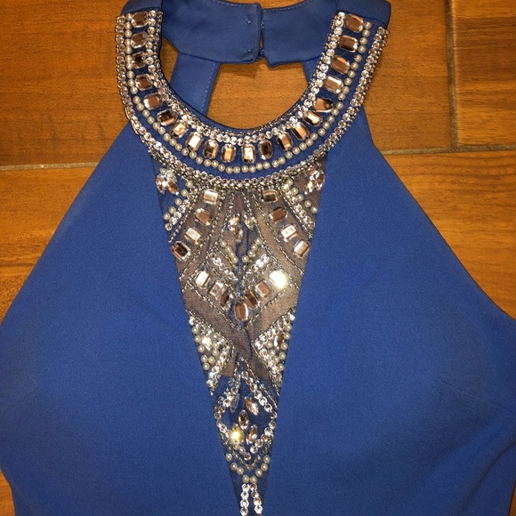 Prom dress - Picture 2 of 5